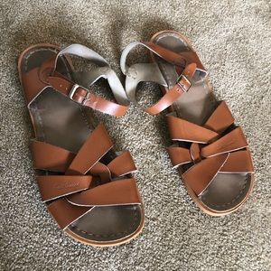 Tan Saltwater Sandals - Women’s sz 11